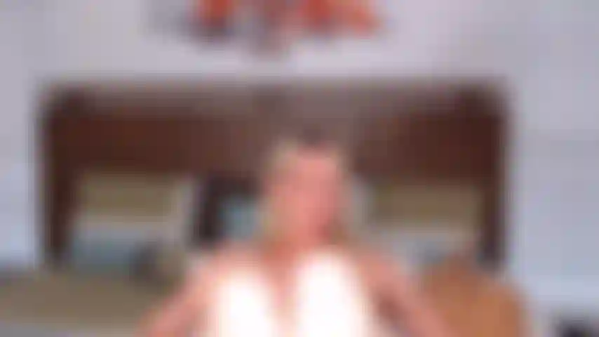 Gold show #2 6/04/2020 chevauchant la poupée et m'amusant avec les gars.