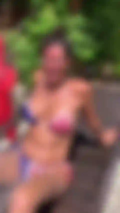 Prends 2, jouis-moi tout mouillé.