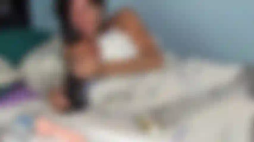 Mon premier orgasme avec un nouveau jouet, un gros gode noir bbd. 5 Star orgasme.