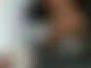 Salut ! J'adore savoir que tu me regardes franchement. Dans cette vidéo je me salit, profite de vous les vilains.