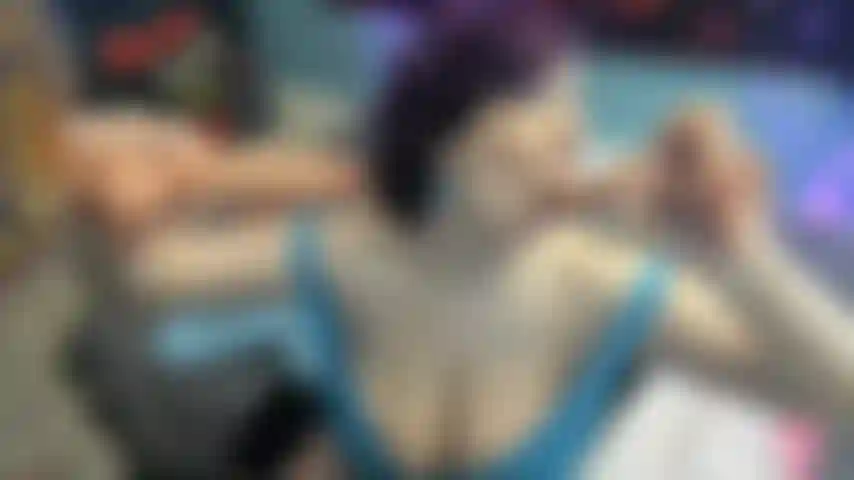 Super salope shae gangbang "j'ai besoin de plusieurs bites".