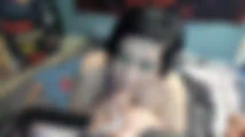 Aperçu du spectacle en direct de gorge profonde + bâillonnement + bave + rimjob.