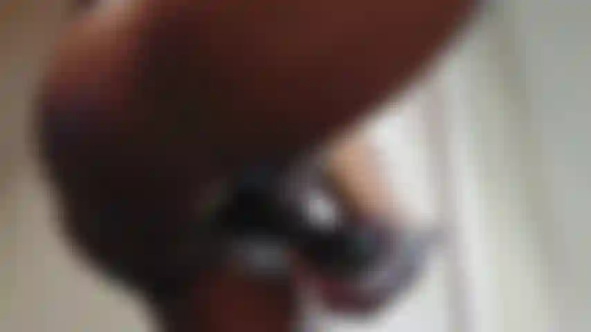 Un gode au chocolat, chaud, une chatte.