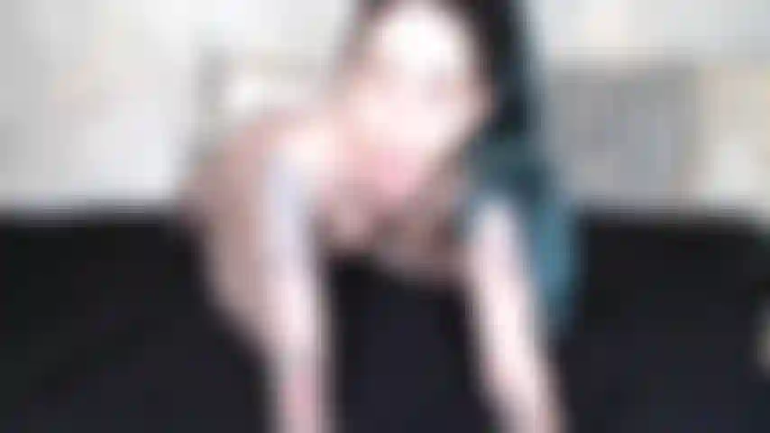 Un bon gros facial! Après avoir baisé ma chatte durement et profondément et éjaculé sur cette grosse bite ! Émission enregistrée en direct !