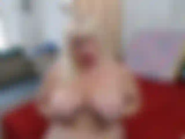 Un peu de tout --- seins, bj bâclé, trou du cul trou du cul, gode dans le cul, un peu de bavardage.