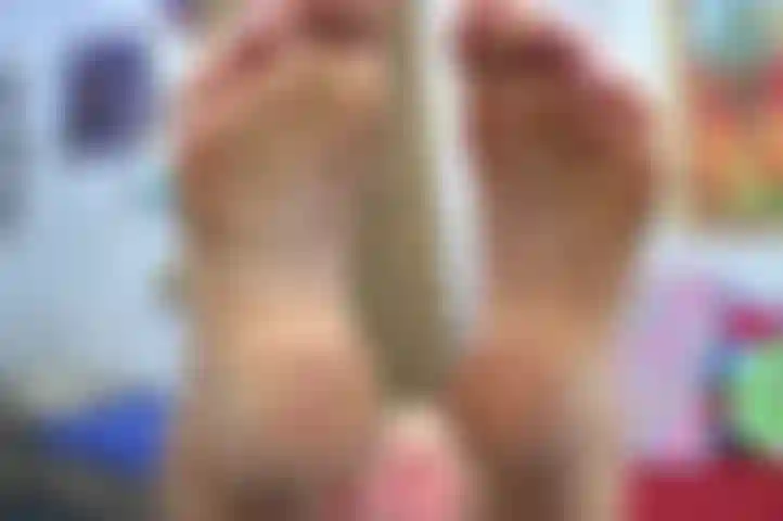 Des semelles de pieds sèches et sèches --- celle-ci est pour vous ilovefeet.