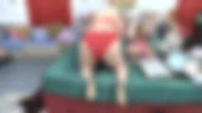 Culotte,_jouets_dans_pussy,_dirty_talk,_tits.