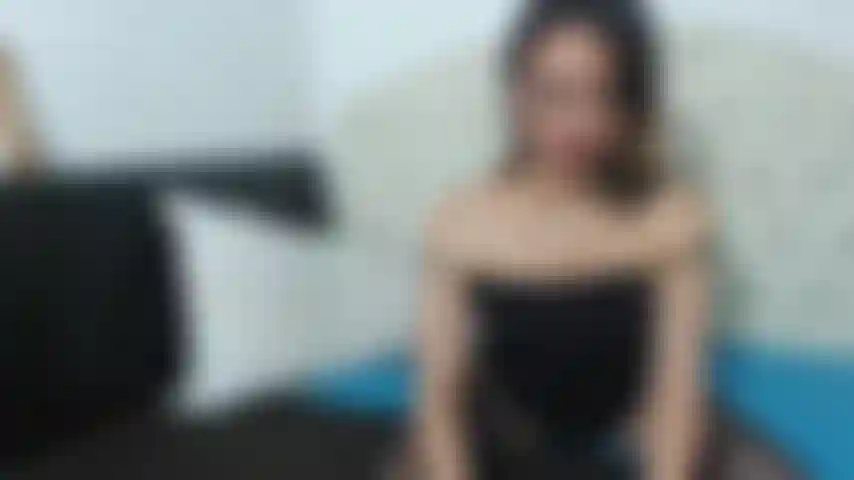 Noire et élégante.