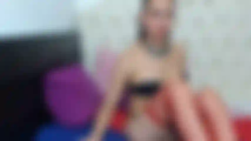 Squirt et chatte crémeuse.