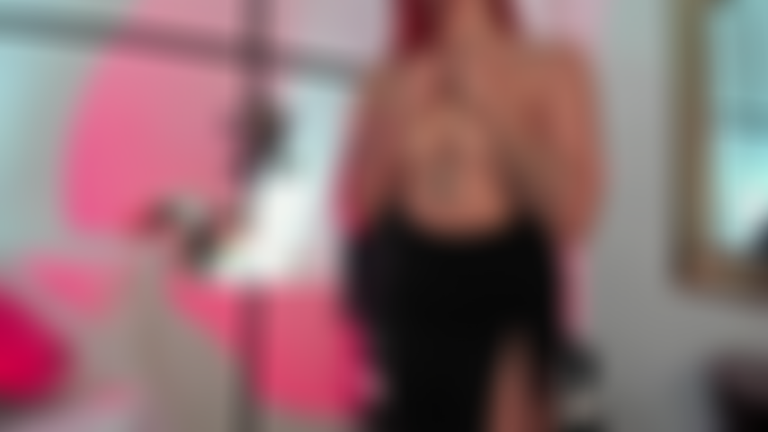 22- Mannequin colombienne d'un an a des relations sexuelles grasses avec sa masseuse.