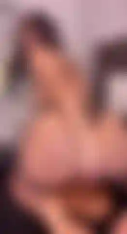 Frotte ta bite dans mon gros cul !!!