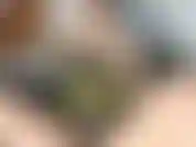 Je porte une de mes tenues préférées. Strip tease rapide. Je sais que tu ne peux pas attendre plus pour tout rentrer dans mon cul. Je prends du lubrifiant et je vais jusqu'au bout.