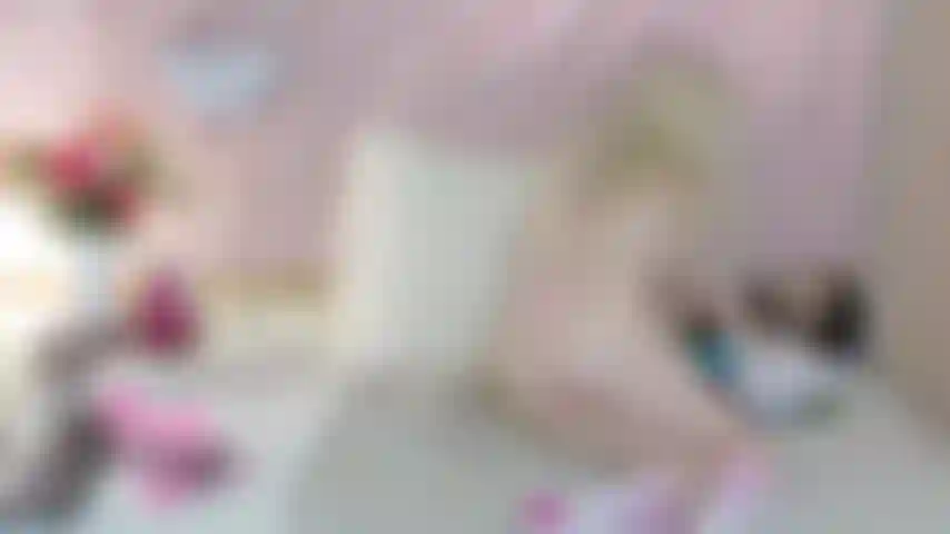 Une machine à baiser à pleine vitesse - sophia sinclaire se fait pilonner - 4k mp4.