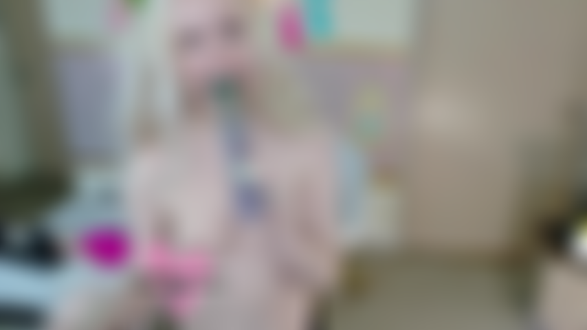 Baise au visage louche - sophia sinclaire bave et s'étouffe sur ta bite dure - 4k mp4.