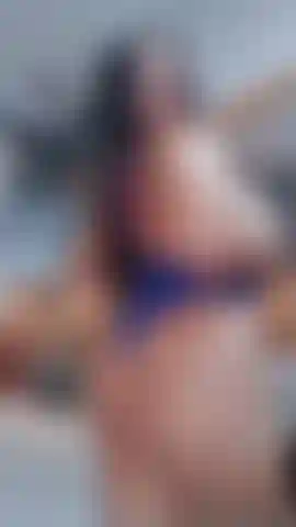 Que veux-tu faire de mes gros seins ?