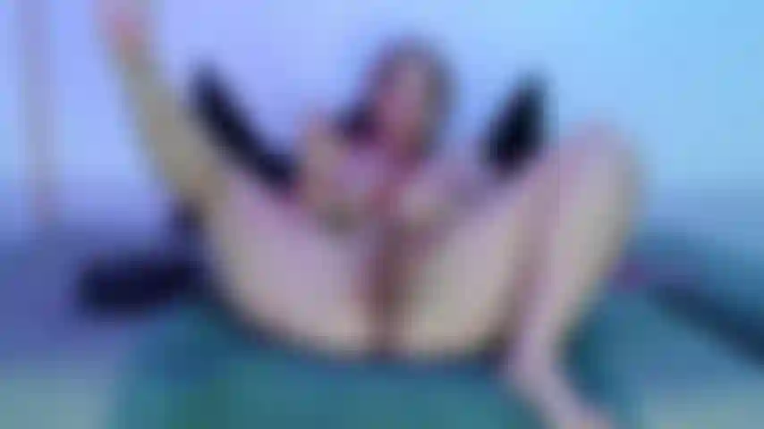 Sophie gicle 3 fois, super gicle.