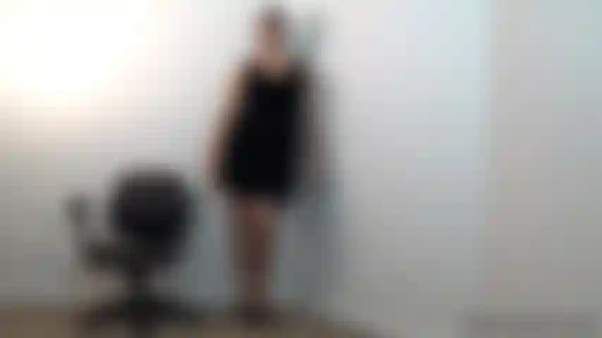 Fisting sale milf à nouveau - j'aimais jouer avec toi avant et te sentir ouvrir mes trous de baise. Fais-moi encore jouir sur cette main ! Utilise-moi et fais de moi une putain de merde pour toi.