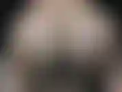 Le cul secouant d'anthony - je commence immédiatement à rebondir sur ta grosse bite, mes joues géantes secouant. Je passe à m'accroupir sur toi pour qu'elle atteigne cet endroit parfait au fond de moi, me faisant jouir fort !