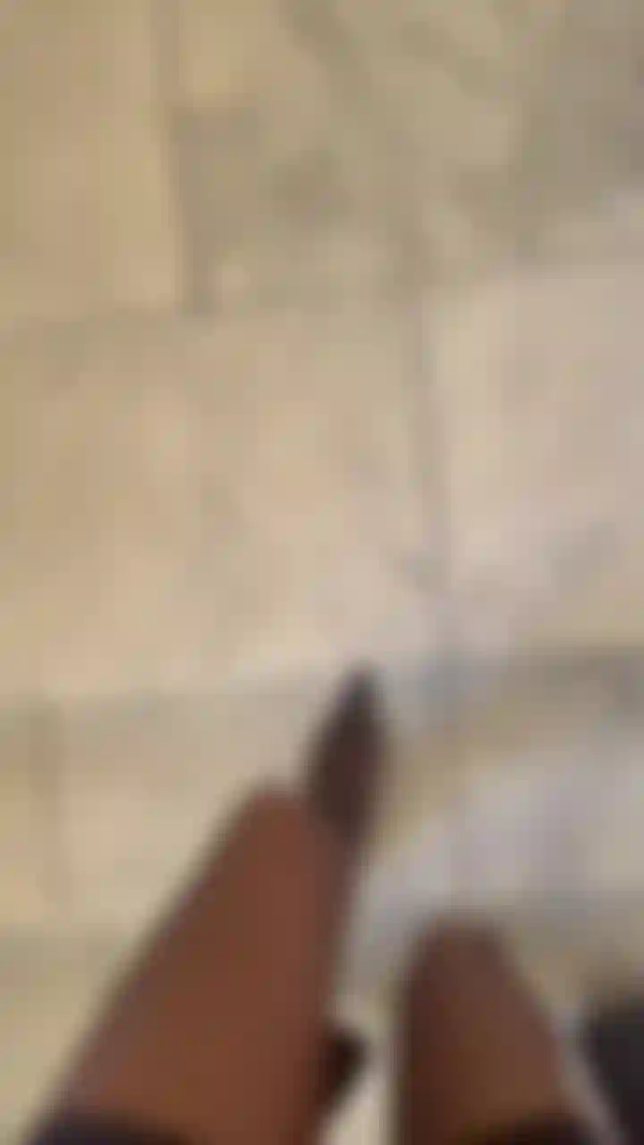 HIGH HEELS