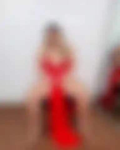 Vidéo de masturbation sexy en deux pièces.