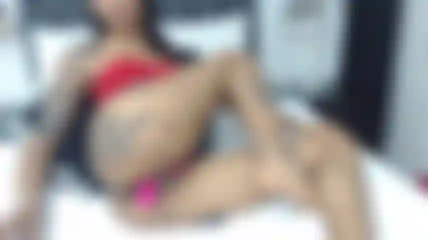 Mon putain de cul gros plan et une délicieuse masturbation dure.