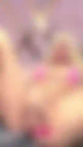 fingering my tight pussy