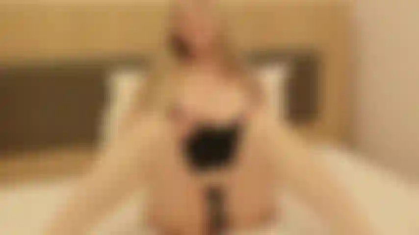 Je vibre jusqu'à jouir... Encore et encore.