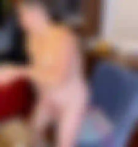 Montée lente · frissons — je joue avec mes seins jusqu'à ce que ça me fasse trembler. Court, honnête et très réel. #Seins #masturbation #mature.