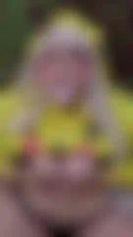 Playing with my body, my expressions, and my limits showing you my most free, daring, and addictive side. Are you ready to discover it?