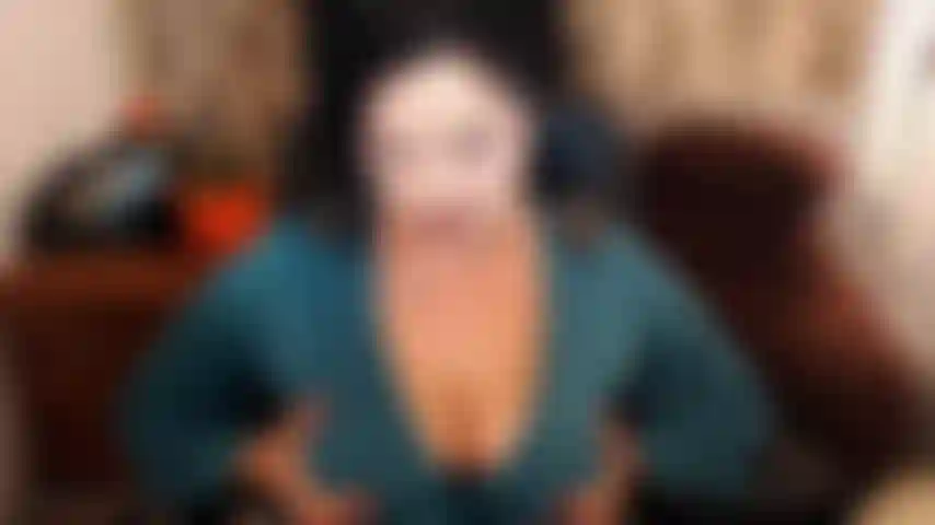 " Ce soin du visage est juste pour toi, mike ! " C'est ainsi que ce privé a commencé, en suçant et en baisant la grosse bite blanche de mike. La fin est devenue différente, avoir un orgasme sur la grosse bite noire d'alex :))) c'est à quel point je suis polyvalent hahaha.