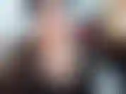 Taquine décolleté ! Pour un garçon vierge, timide et soumis, il suffirait de souffler dans son pantalon, sans toucher sa bite. Pour un gars ordinaire ce serait délicieux :) parler sale, ma voix sexy et mon joli visage.