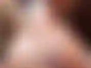 Pipe bâclée ! Topless baveux sur une grosse bite grasse.