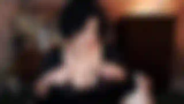 Fétichiste du ventre - gonflant, dilatant, ventre de femme enceinte :).