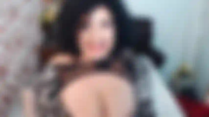 Je suis une salope de la bbc :) adorant et chevauchant joyeusement. Miam :p.