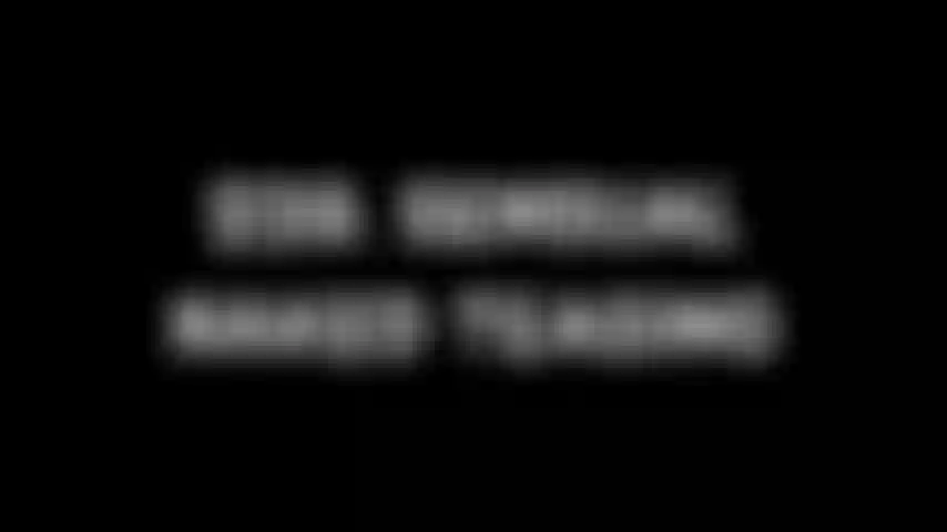 239. Taquine sensuelle et nue.