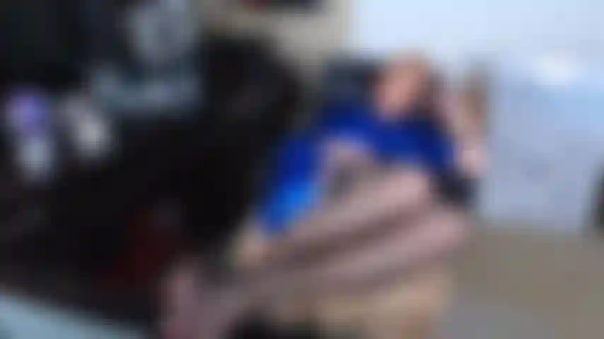 126. Dors en me masturbant jusqu'à ce que je jouisse.