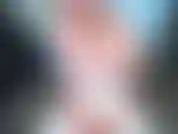 32. Poupée à cheval en corset blanc et résille avec cowgirl inversée aussi.