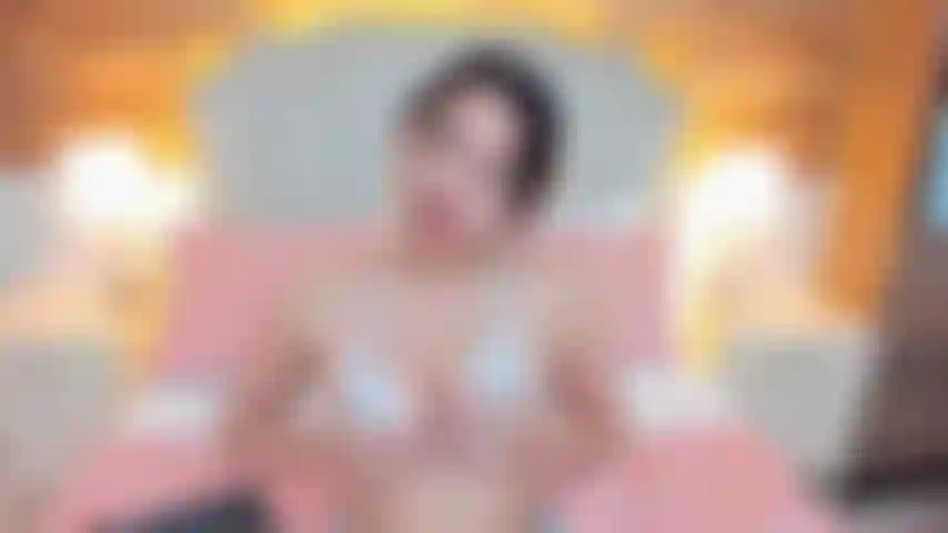 Monte mon gode comme si c'était ta bite, c'est excitant.