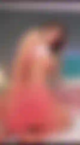 Je vous laisserai satisfaite et nous passerons un moment incroyable si vous vous laissez emporter par moi, venez profiter de mon spectacle, je vous promets que vous jouirez si délicieusement pour moi.