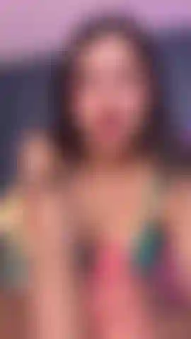 Dans ma bouche tu auras le meilleur plaisir sexuel, ta bite sera heureuse avec moi.