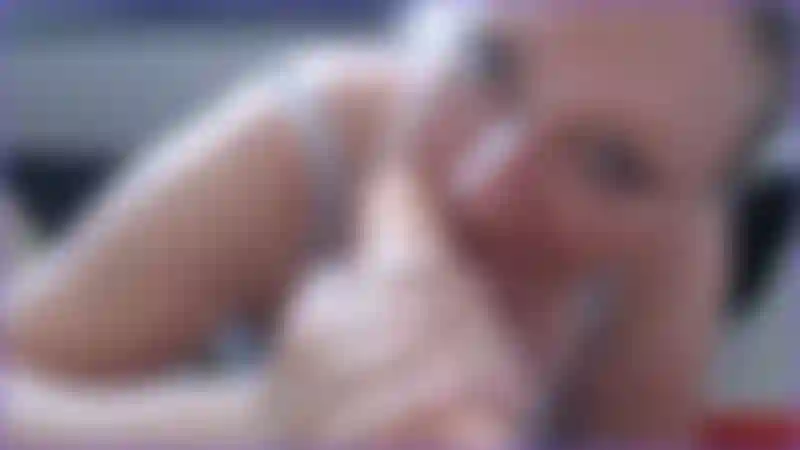 99. Dt ce nouvel énorme jouet, regarde comme je suce bien ta bite, une fellation en gorge profonde torride avec crachats et étouffements pour les amateurs de sexe oral en vue subjective. Des paroles sales et cochonnes dans cette vidéo, je suis la putain de reine de la fellation, viens voir pourquoi.