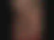 Dans cette vidéo, je me baise avec un énorme jouet de près, vous permettant de voir que ce jouet étire ma chatte serrée pendant que je me baise avec. Les sons chauds de ma moiteur dans cette vidéo.