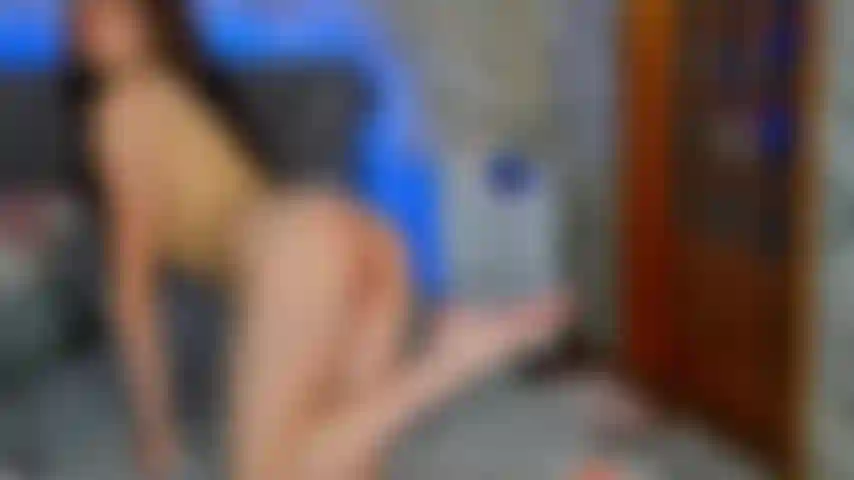 Allumeuse sexy sur un lit.