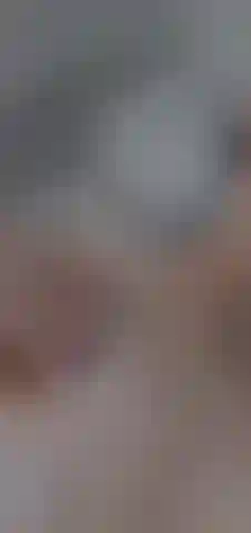 Des seins sous la douche.