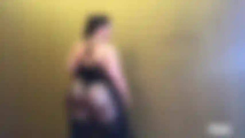 Nouvelle tenue taquine et jeu de chatte - j'adore te montrer mon corps, te faire bander et enlever lentement mes vêtements juste pour te faire jouir fort! Regarde-moi te taquiner avec ma nouvelle tenue, exhibant mon cul a.