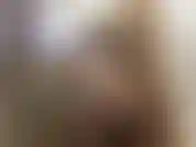 Mon corps bbw tout mouillé dans la douche avec un joli mur de verre où vous pouvez me voir appuyer dessus mes seins, mon ventre et mon cul.