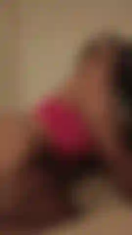 Puis-je être ta déesse virtuelle ?