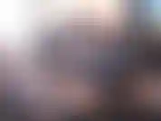 Première vidéo où je me baise le cul avec un gros gode ! J'étire mon trou du cul serré.