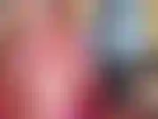 Je fume ma cigarette lors d'un show privé. Je joue avec mes gros seins naturels et je souffle de la fumée/vidéo non éditée.