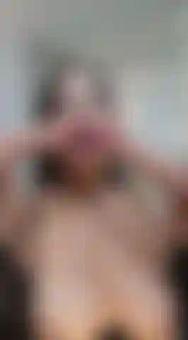a mouth big enough for a good blowjob